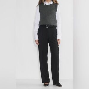 Aritzia Women’s The Effortless Pant Precision Wool